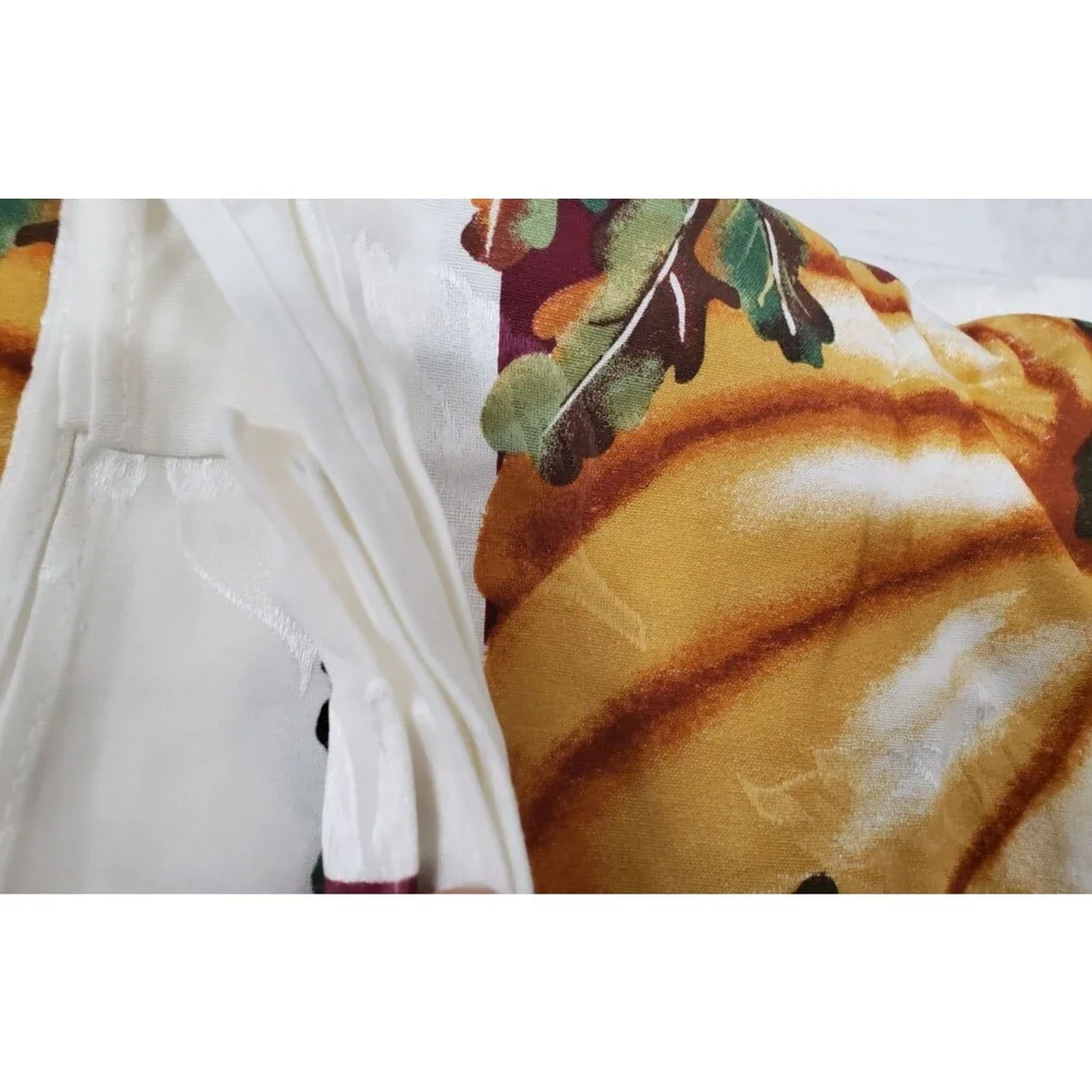 1 Fabric Tablecloth, 60